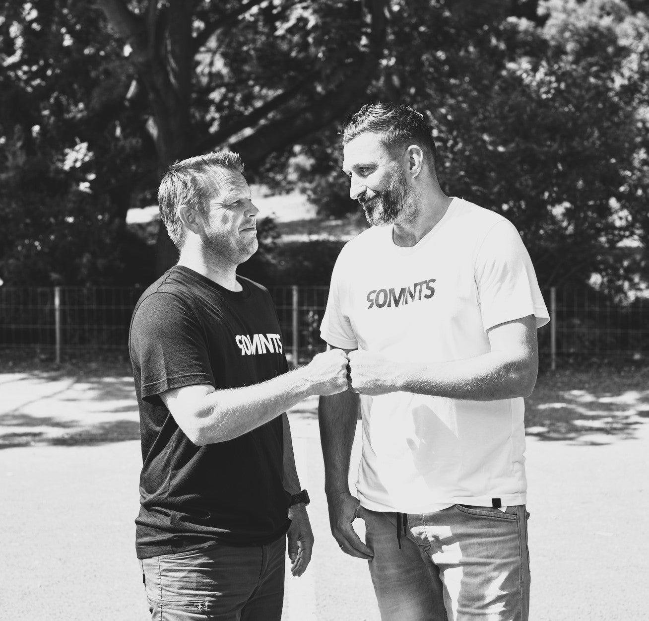 Handschlag von Torsten Mattuschka und Tommy Reichenberger